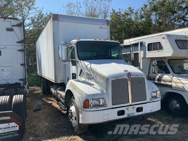 Kenworth T300 Umpikorikuorma-autot