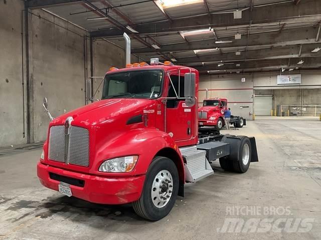 Kenworth T370 Vetopöytäautot