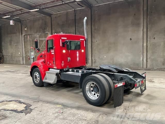 Kenworth T370 Vetopöytäautot