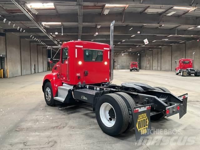 Kenworth T370 Vetopöytäautot
