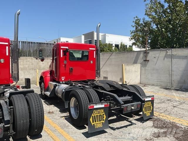 Kenworth T370 Vetopöytäautot
