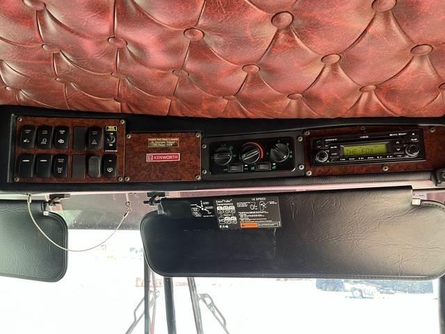 Kenworth T409 Vetopöytäautot