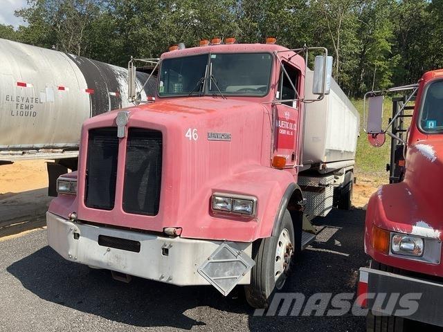 Kenworth T450B Säiliöautot