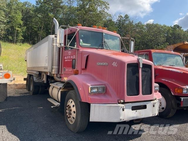 Kenworth T450B Säiliöautot