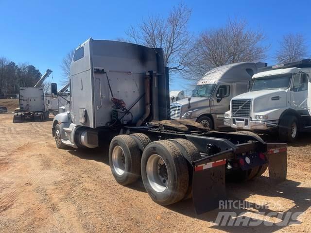 Kenworth T660 Vetopöytäautot