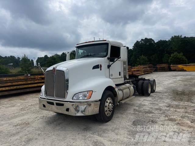 Kenworth T660 Vetopöytäautot