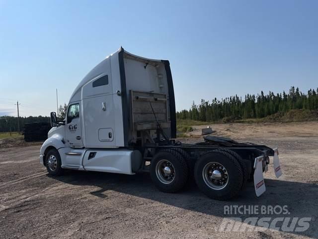 Kenworth T680 Vetopöytäautot
