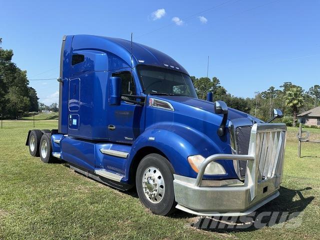 Kenworth T680 Vetopöytäautot
