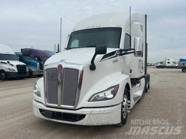 Kenworth T680 Vetopöytäautot