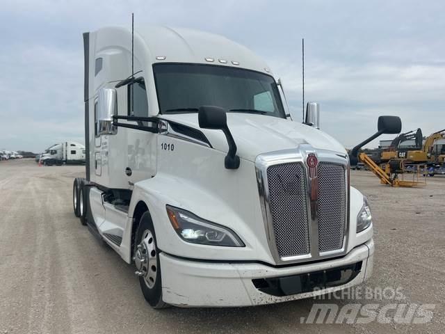 Kenworth T680 Vetopöytäautot