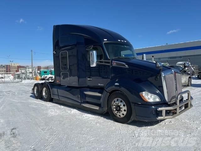 Kenworth T680 Vetopöytäautot