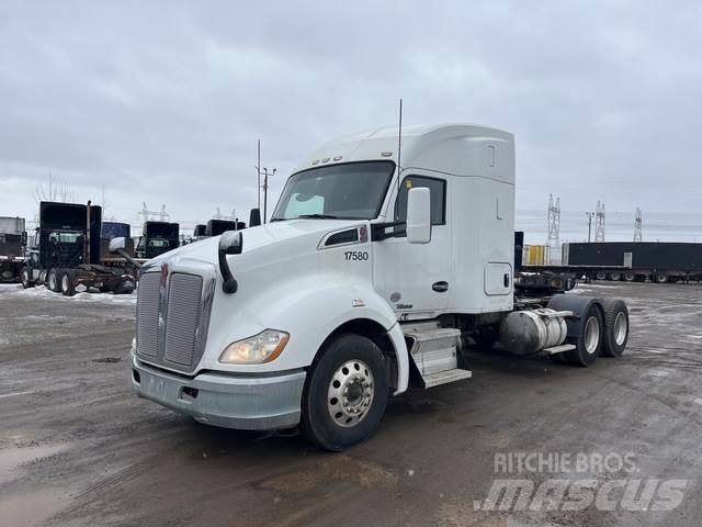 Kenworth T680 Vetopöytäautot