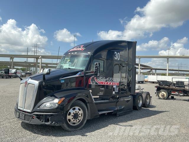 Kenworth T680 Vetopöytäautot