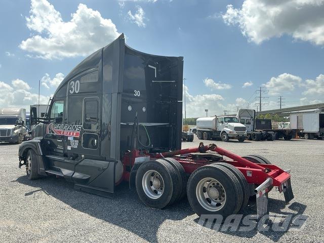 Kenworth T680 Vetopöytäautot