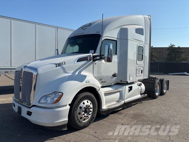 Kenworth T680 Vetopöytäautot
