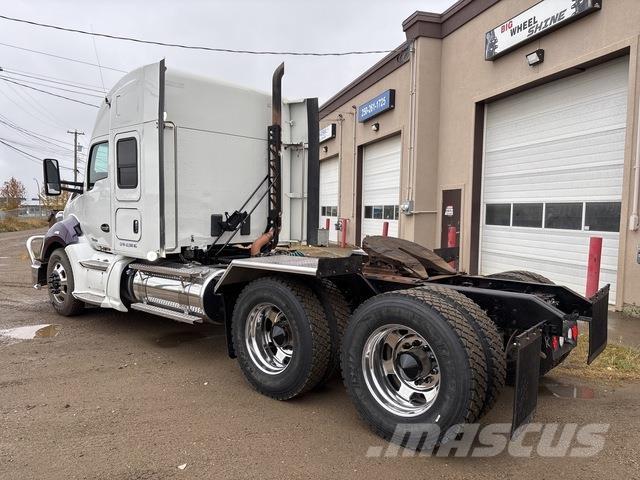 Kenworth T680 Vetopöytäautot