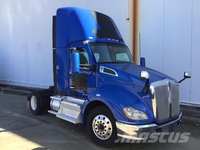 Kenworth T680 Vetopöytäautot