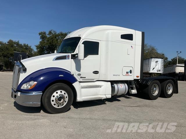 Kenworth T680 Vetopöytäautot