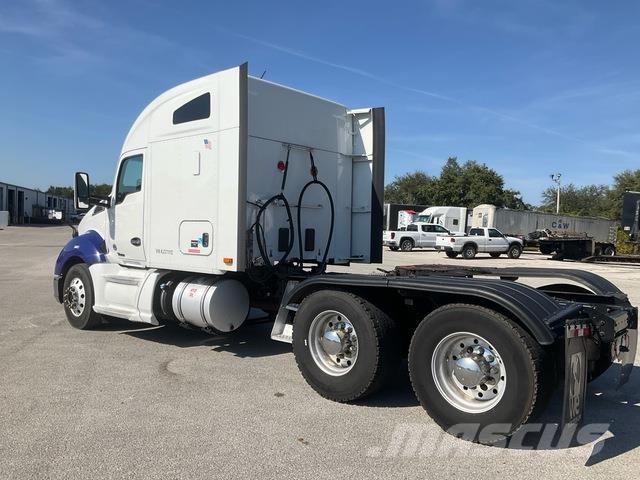 Kenworth T680 Vetopöytäautot