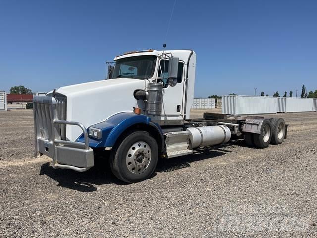 Kenworth T800 Vetopöytäautot