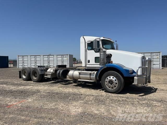 Kenworth T800 Vetopöytäautot