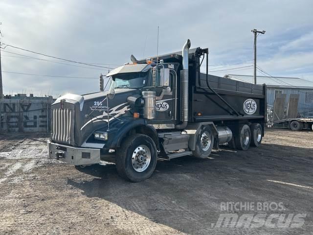 Kenworth T800 Sora- ja kippiautot