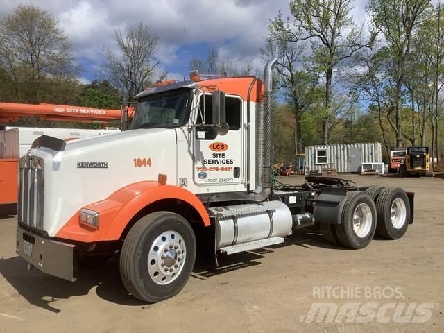 Kenworth T800 Vetopöytäautot