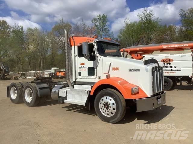 Kenworth T800 Vetopöytäautot