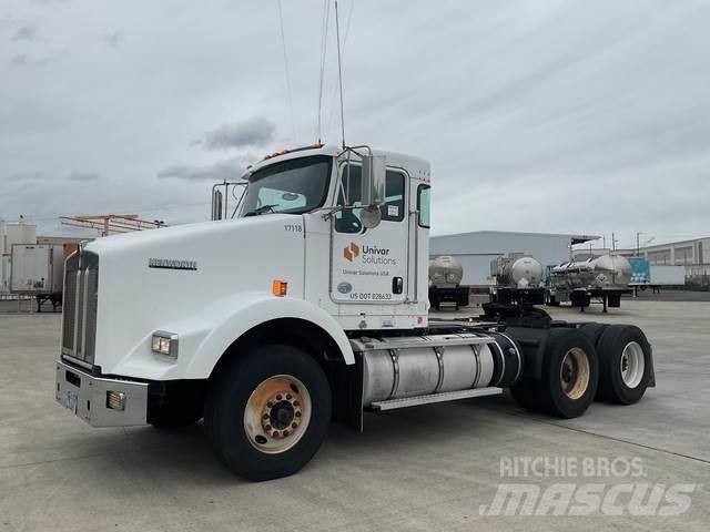 Kenworth T800 Vetopöytäautot