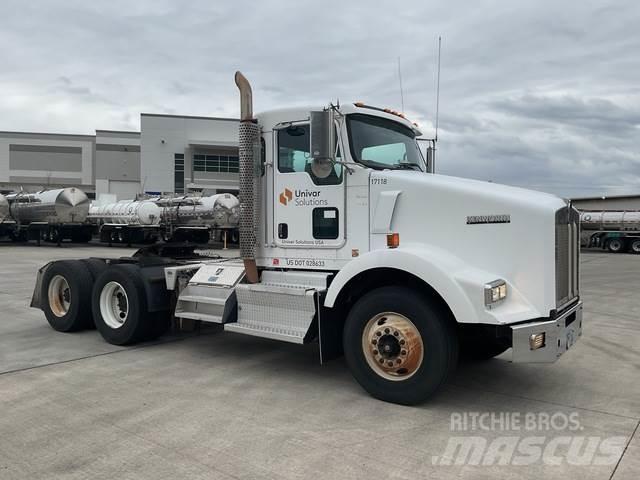Kenworth T800 Vetopöytäautot