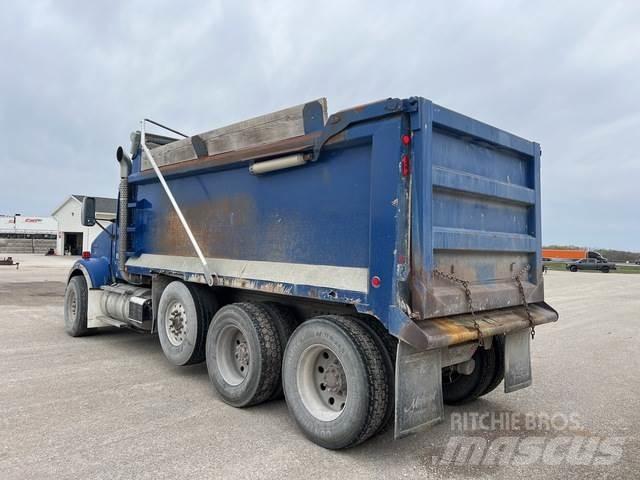 Kenworth T800 Sora- ja kippiautot