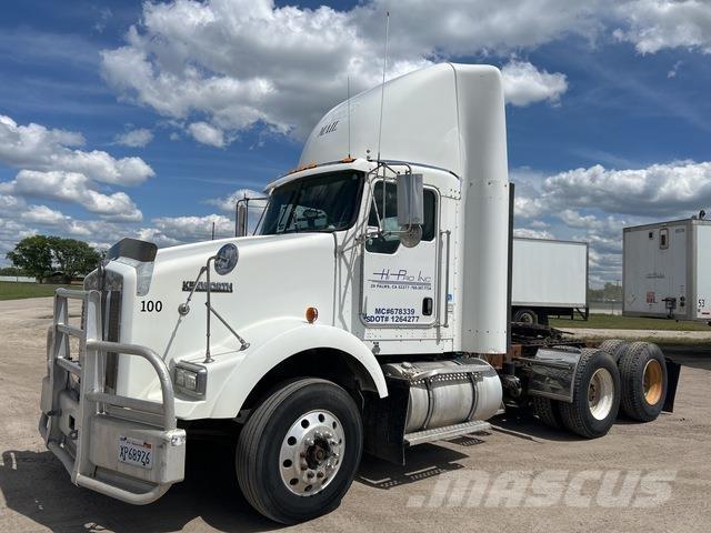 Kenworth T800 Vetopöytäautot