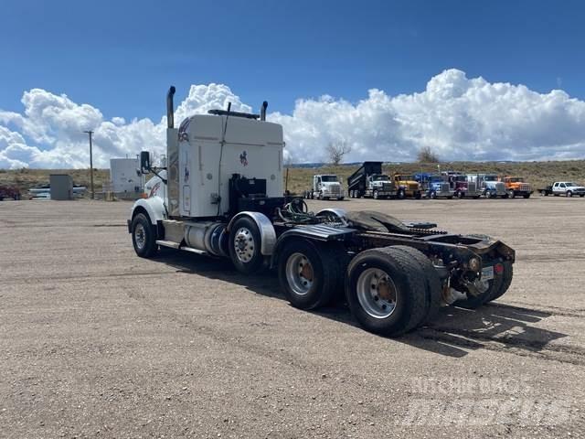 Kenworth T800 Vetopöytäautot