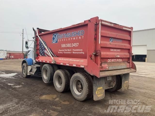 Kenworth T800 Sora- ja kippiautot