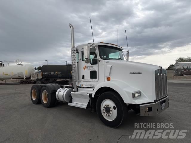 Kenworth T800 Vetopöytäautot