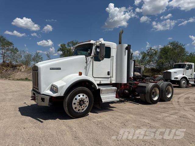 Kenworth T800 Vetopöytäautot