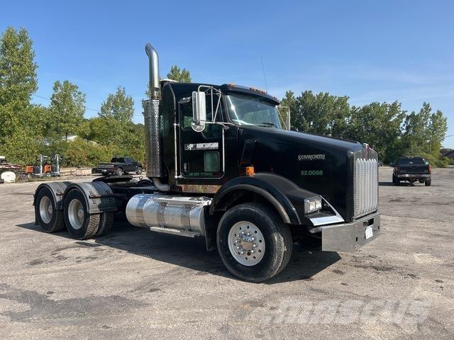 Kenworth T800 Vetopöytäautot