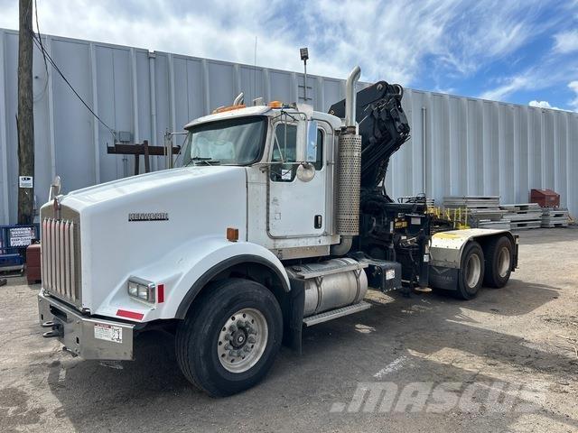 Kenworth T800 Nosturiautot