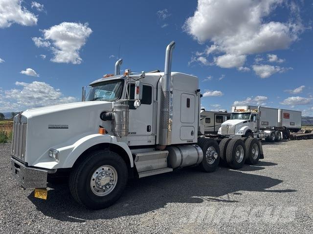 Kenworth T800 Vetopöytäautot