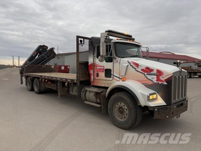 Kenworth T800 Nosturiautot