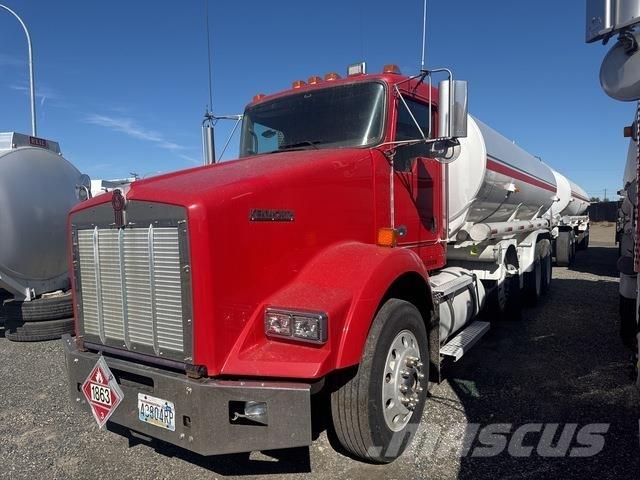 Kenworth T800 Säiliöautot
