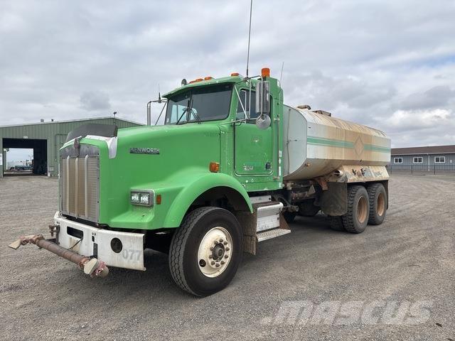 Kenworth T800 Vesisäiliöautot