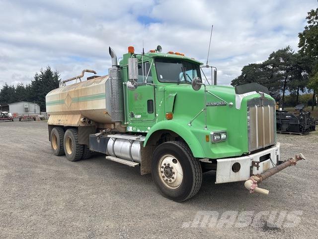 Kenworth T800 Vesisäiliöautot