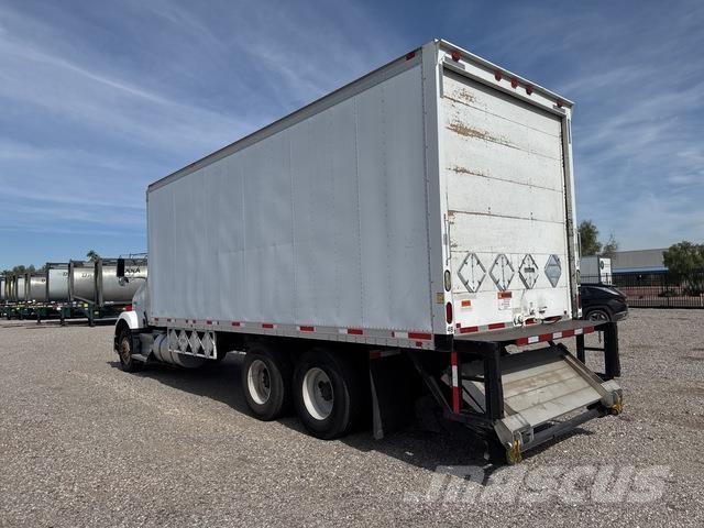 Kenworth T800 Umpikorikuorma-autot