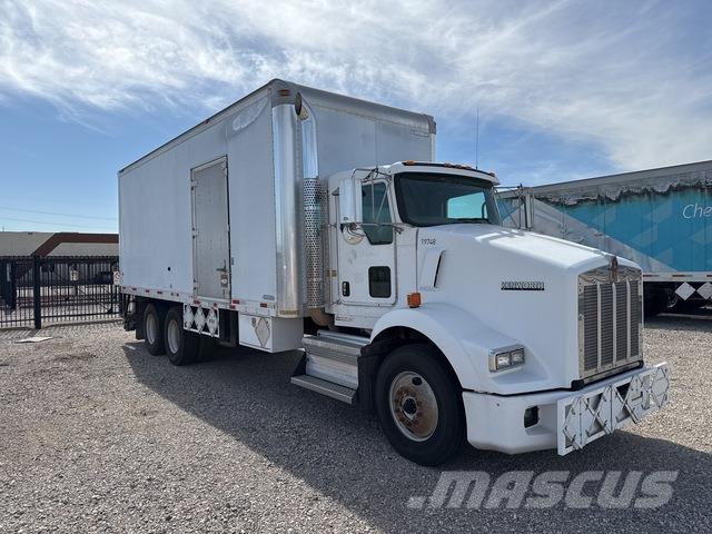 Kenworth T800 Umpikorikuorma-autot