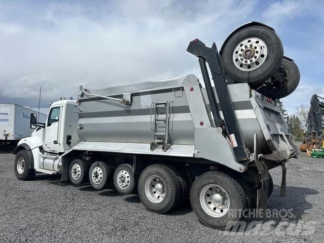 Kenworth T880 Sora- ja kippiautot