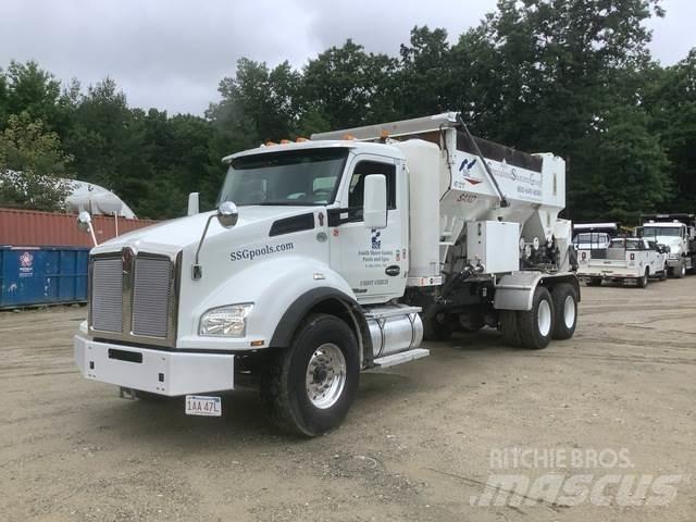 Kenworth T880 Betonikuorma-autot