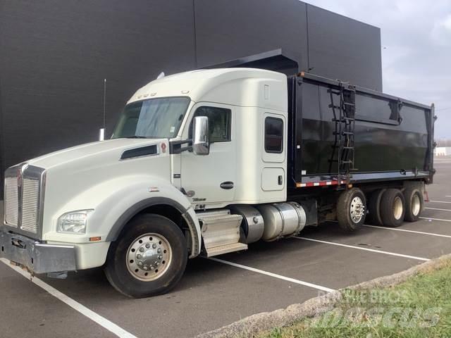Kenworth T880 Sora- ja kippiautot