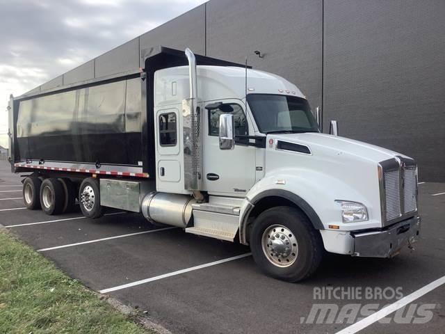 Kenworth T880 Sora- ja kippiautot