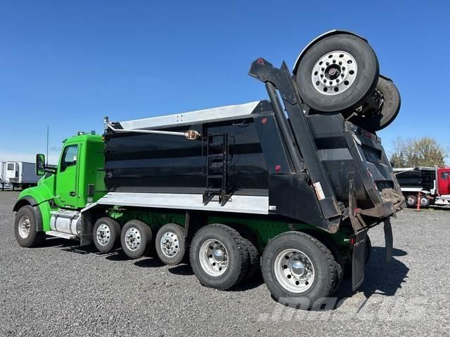 Kenworth T880 Sora- ja kippiautot
